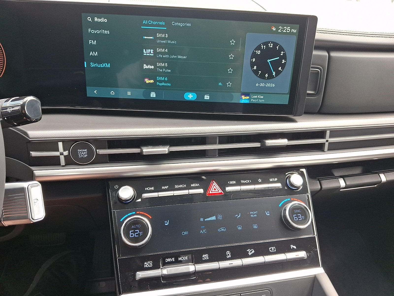 New 2026 Hyundai Santa Fe SEL AWD/4WD image 9