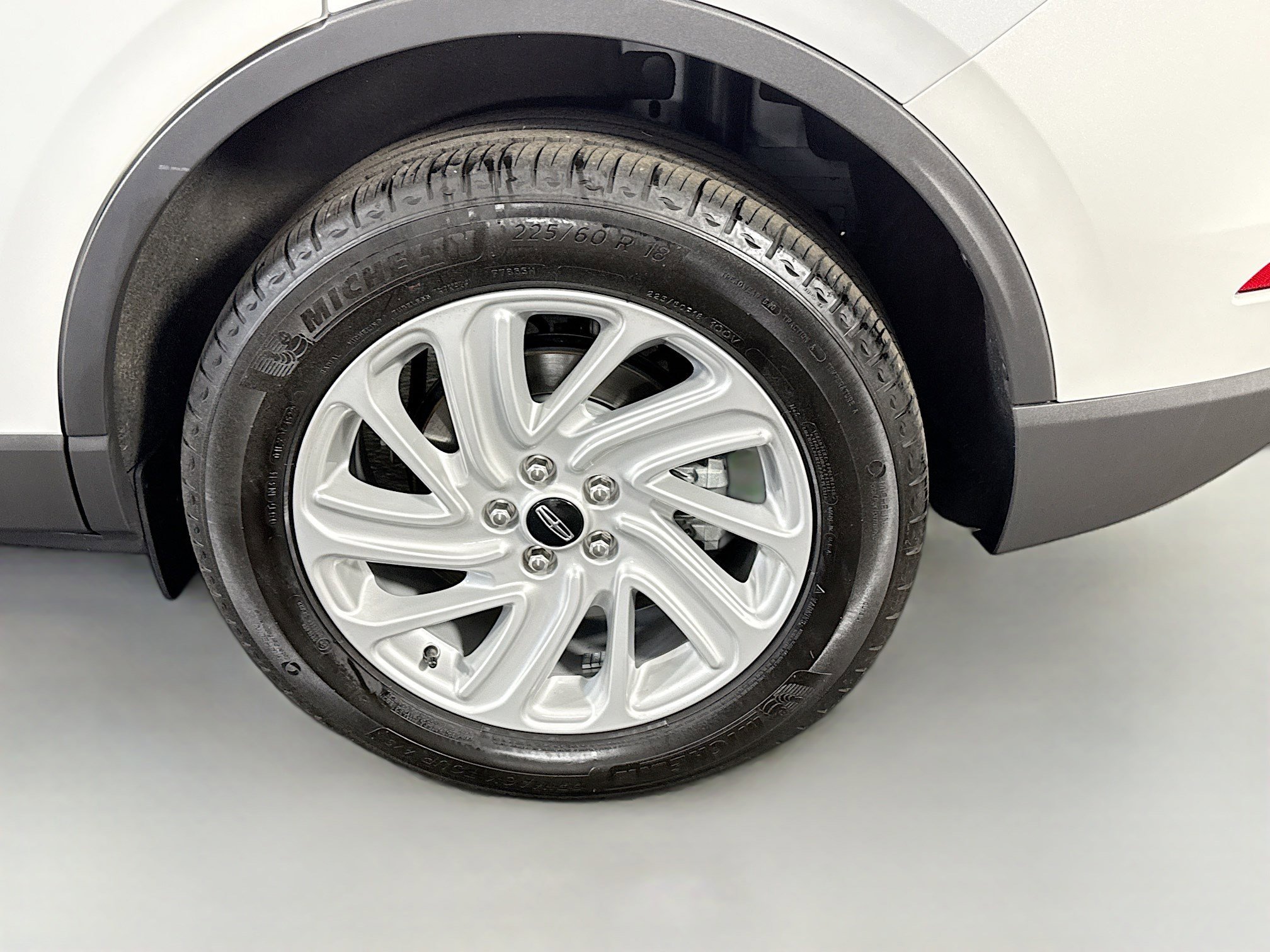 Used 2023 Lincoln Corsair FWD image 37