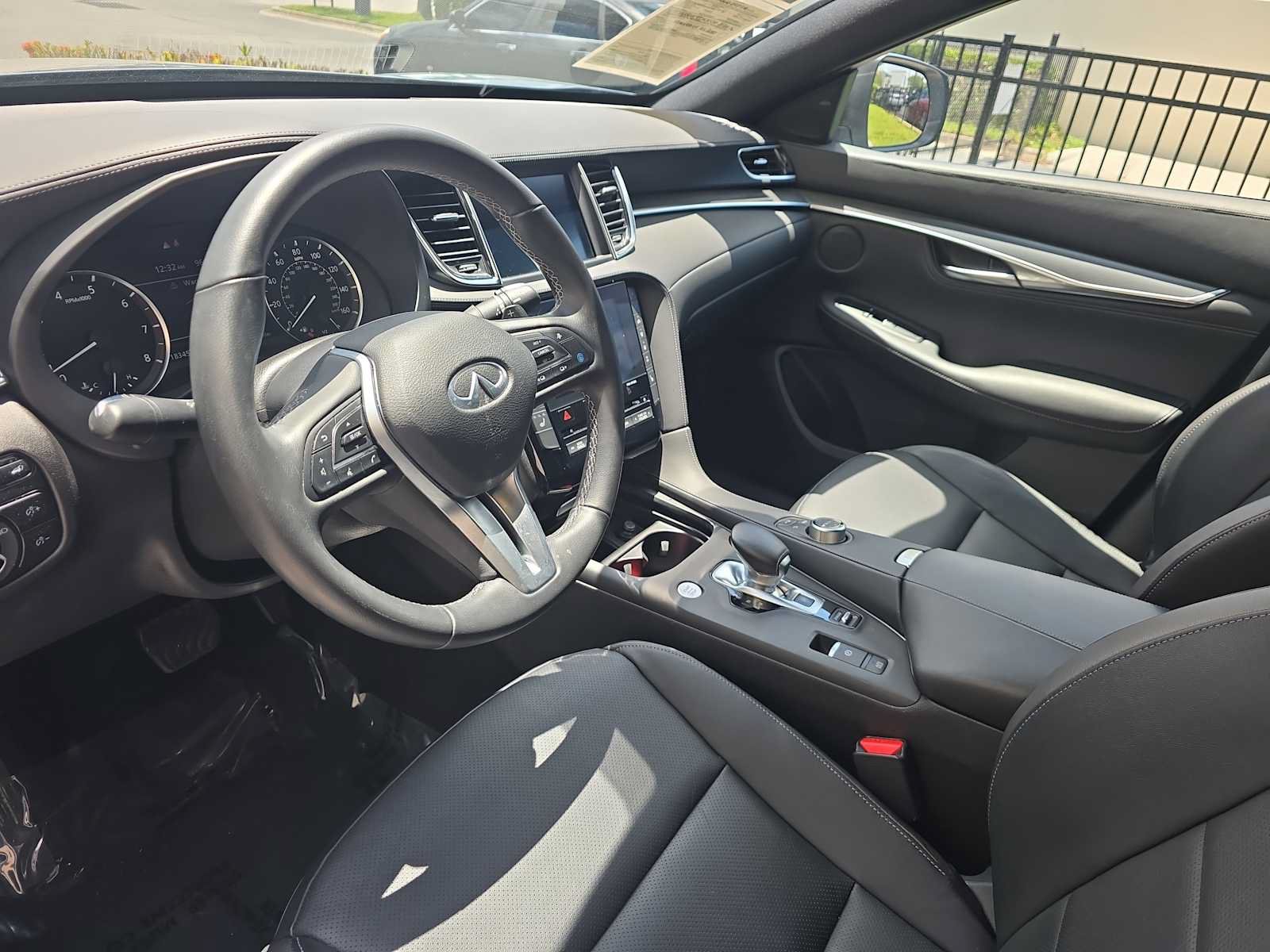 Used 2023 INFINITI QX55 Luxe w/ Cargo Package AWD/4WD image 16