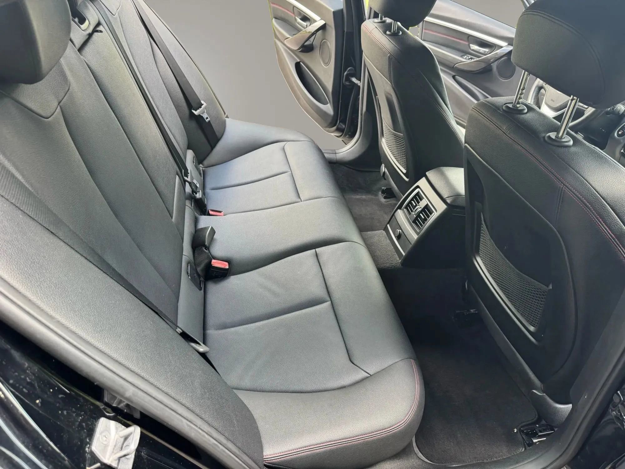 Used 2016 BMW 328i Sedan image 14