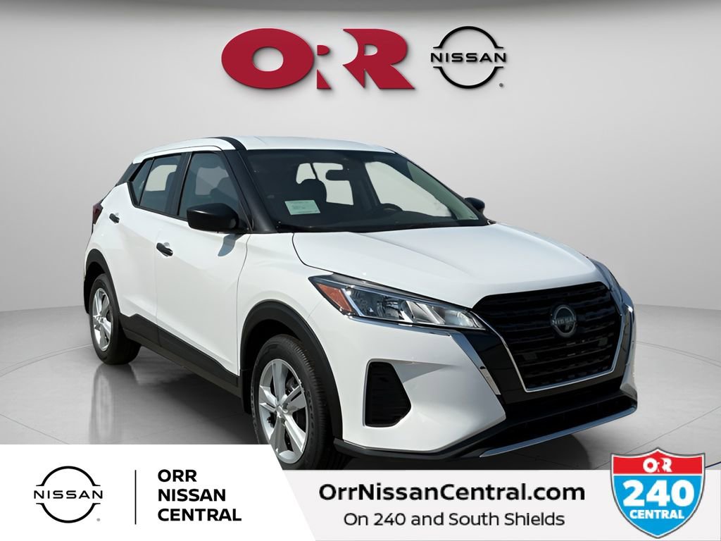 New 2025 Nissan Kicks Play S image 3