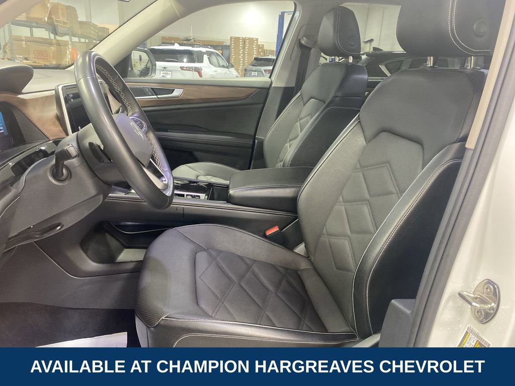 Used 2024 Volkswagen Atlas SE AWD/4WD image 26