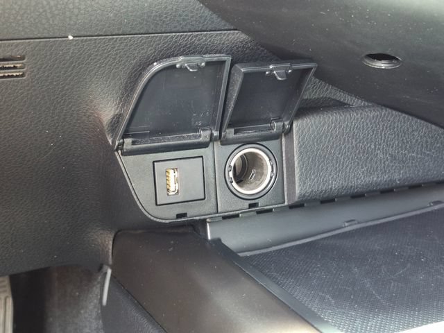Used 2024 Toyota Camry SE w/ Convenience Package FWD image 33
