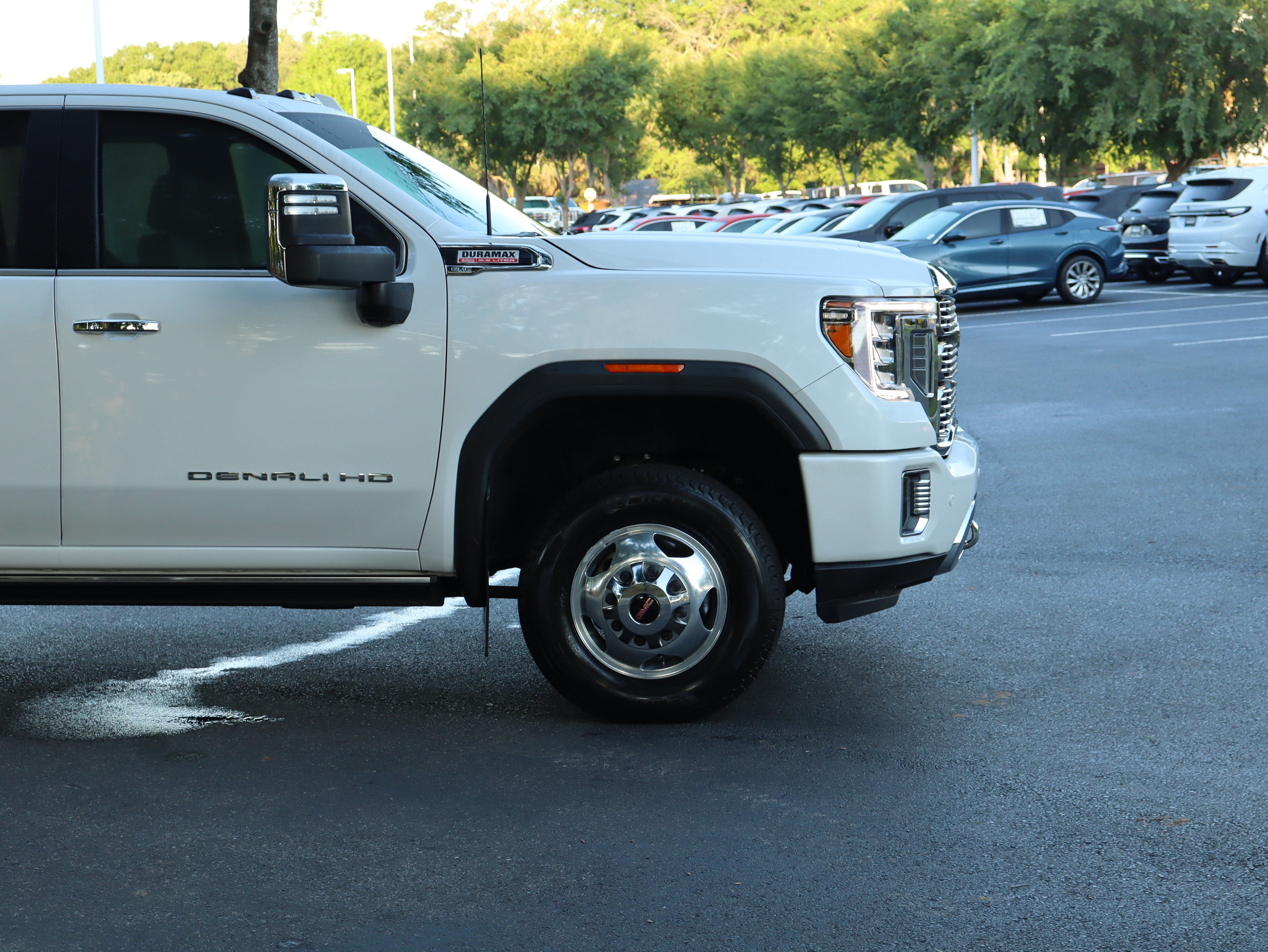 Used 2022 GMC Sierra 3500 Denali AWD/4WD image 59