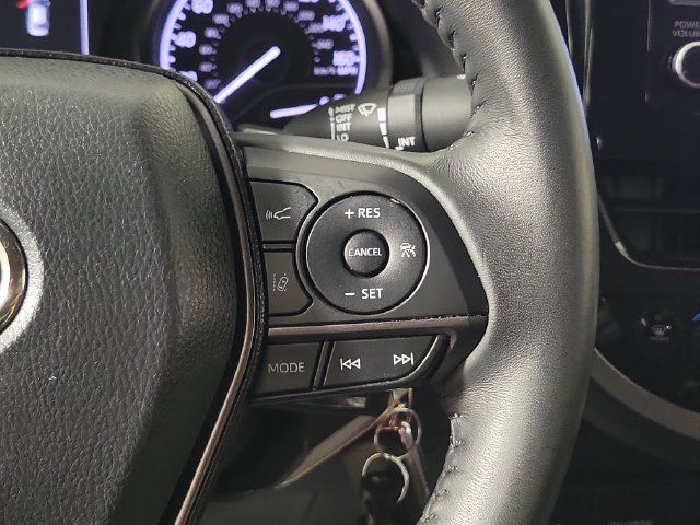 Used 2024 Toyota Camry SE FWD image 25