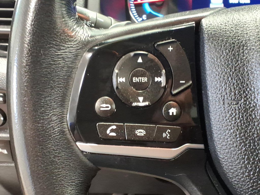 Used 2019 Honda Pilot AWD Touring image 17