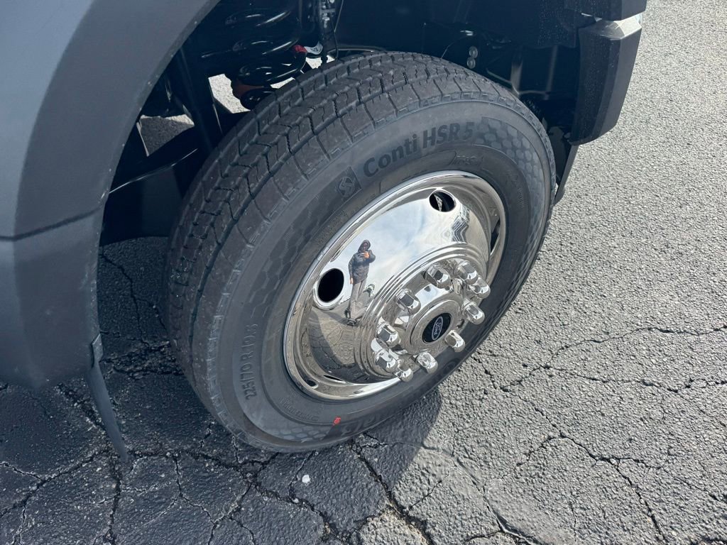 New 2026 Ford F550 4x4 SuperCab Super Duty image 13