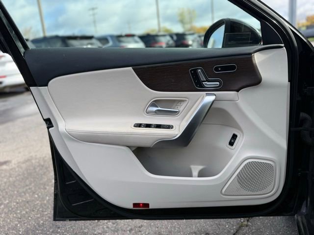 Used 2021 Mercedes-Benz A 220 4MATIC w/ Premium Package image 12