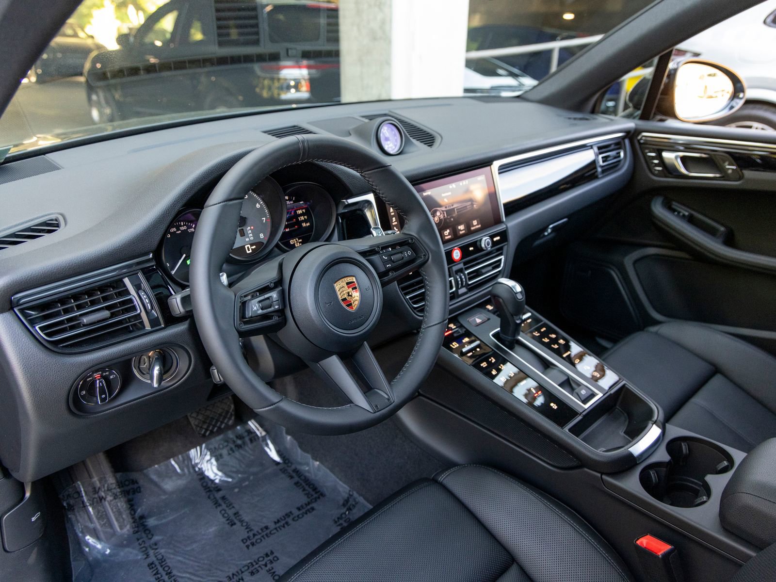 New 2026 Porsche Macan S image 4
