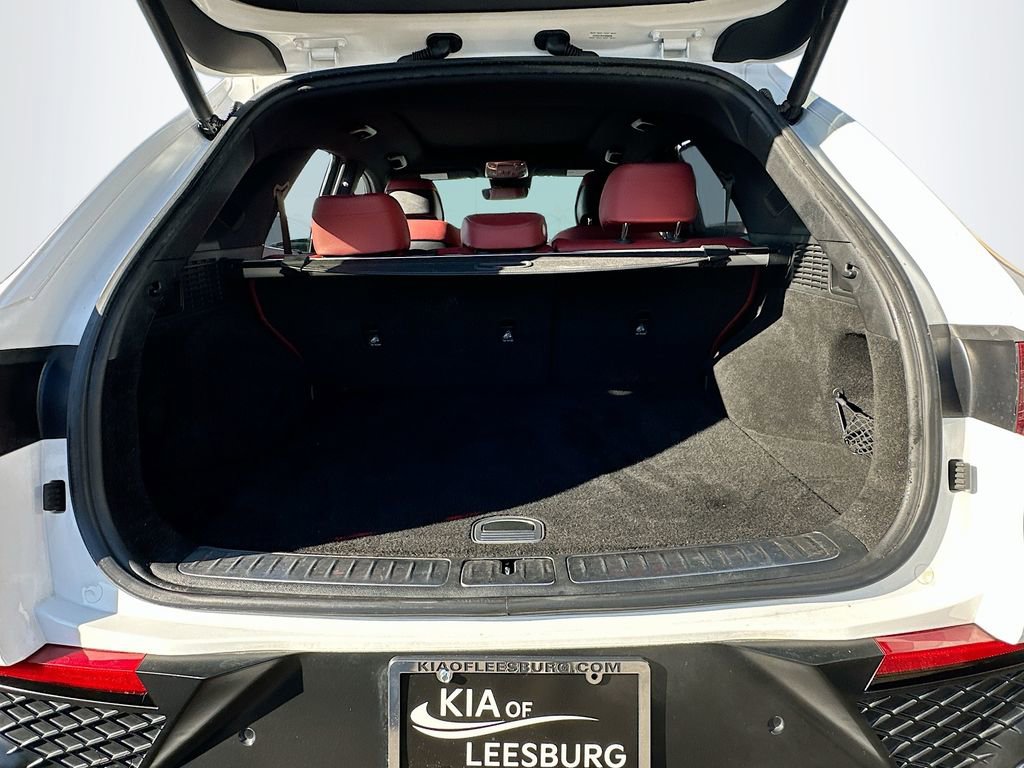 Used 2023 Genesis GV70 2.5T w/ Sport Prestige Package image 28