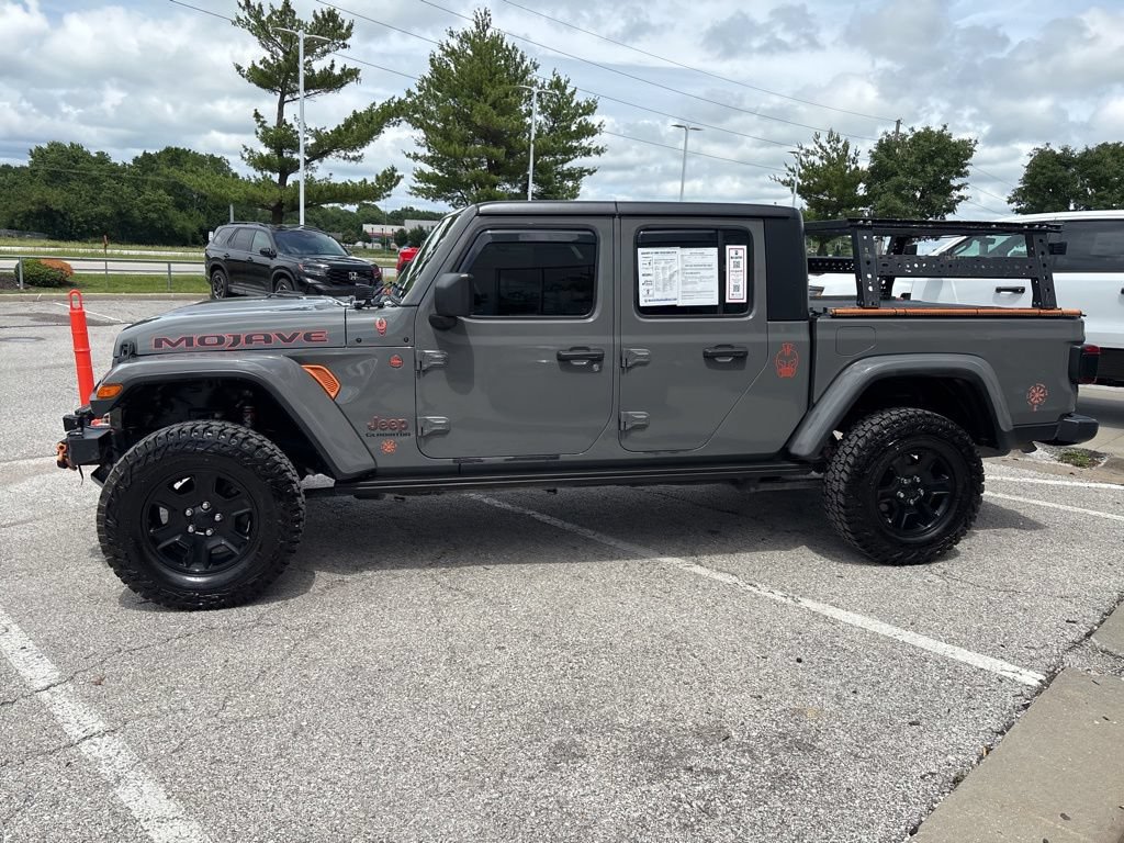Used 2020 Jeep Gladiator Mojave AWD/4WD image 16