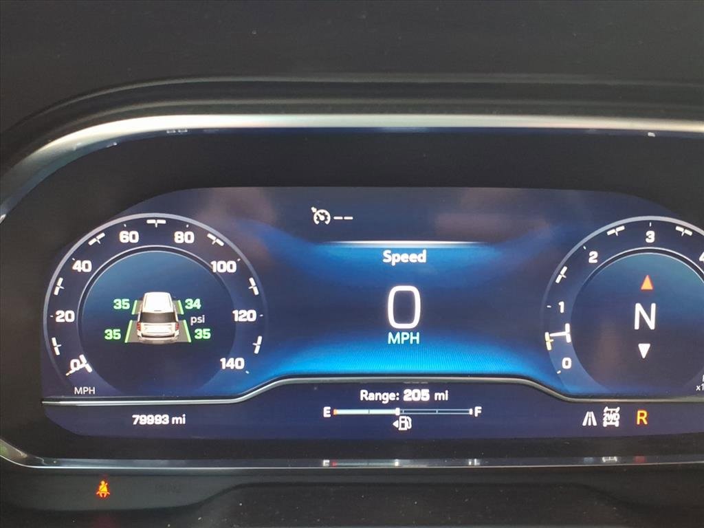 Used 2023 Chevrolet Suburban Z71 w/ Luxury Package image 26