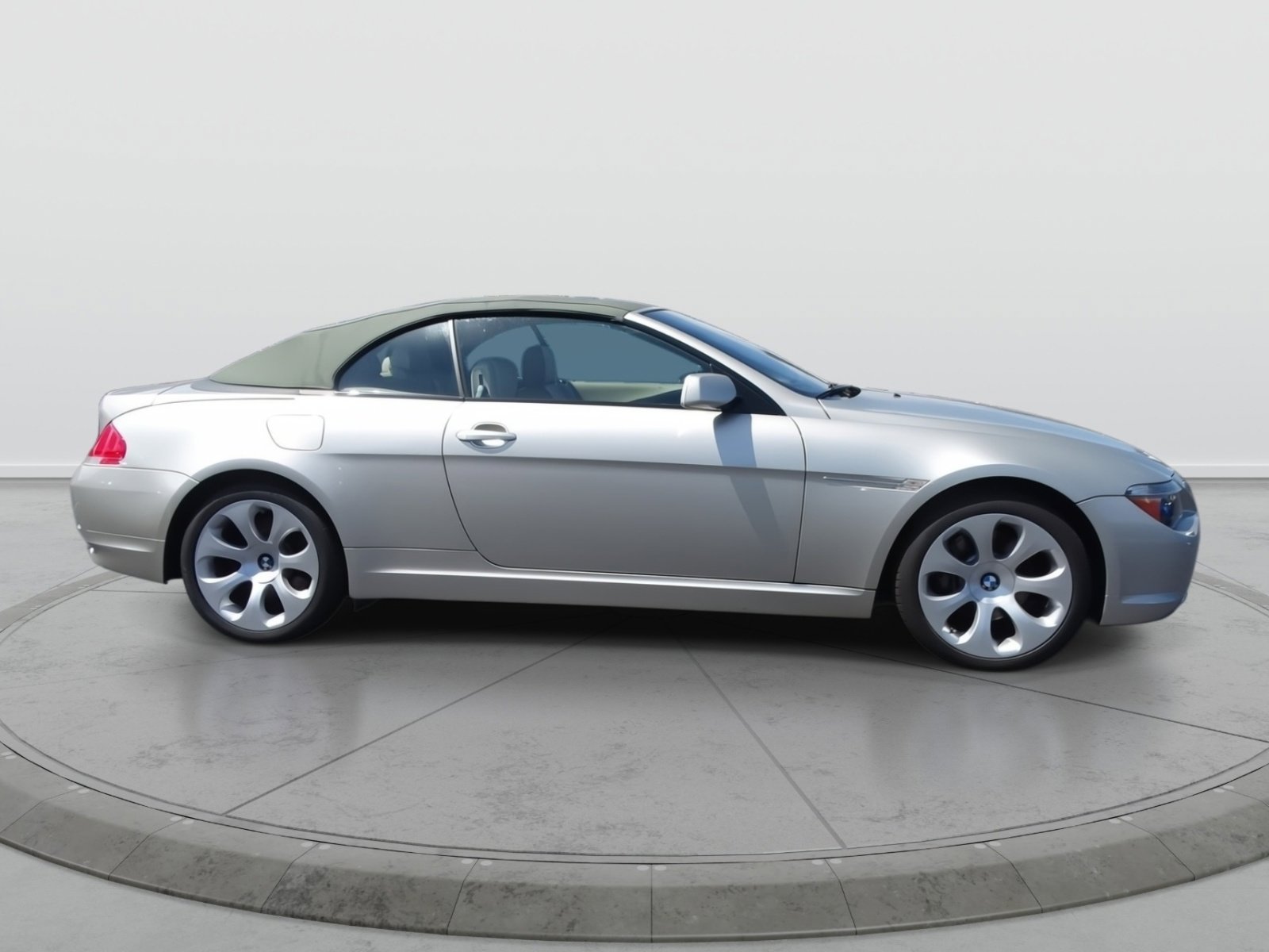 Used 2007 BMW 650i Convertible image 7