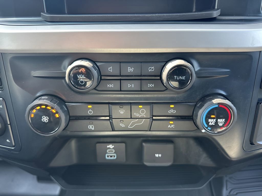 Used 2023 Ford F350 XLT image 18