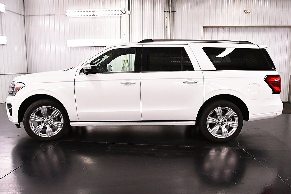 Used 2024 Ford Expedition Max Platinum image 4