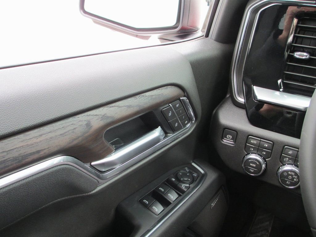 New 2026 GMC Sierra 1500 SLT w/ SLT Premium Plus Package image 16