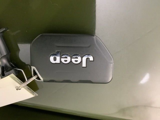 Used 2022 Jeep Gladiator Rubicon w/ LED Lighting Group image 33