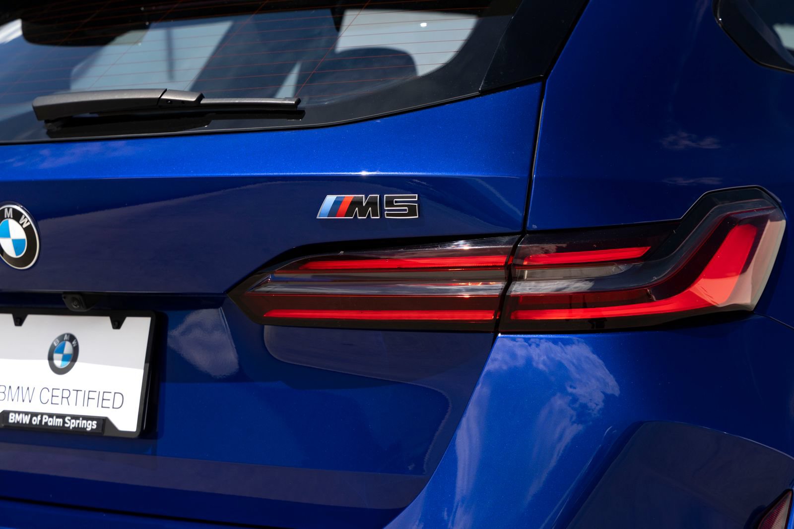 Certified 2025 BMW M5 Touring AWD/4WD image 10