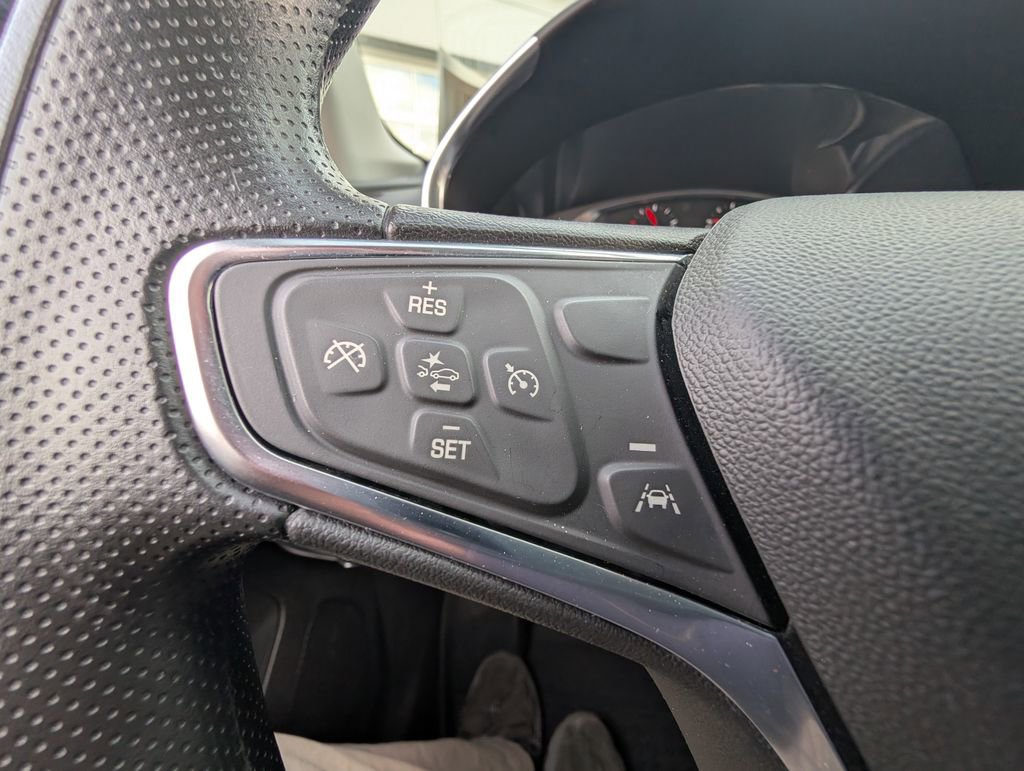 Used 2024 Chevrolet Equinox LS w/ LS Convenience Package image 20