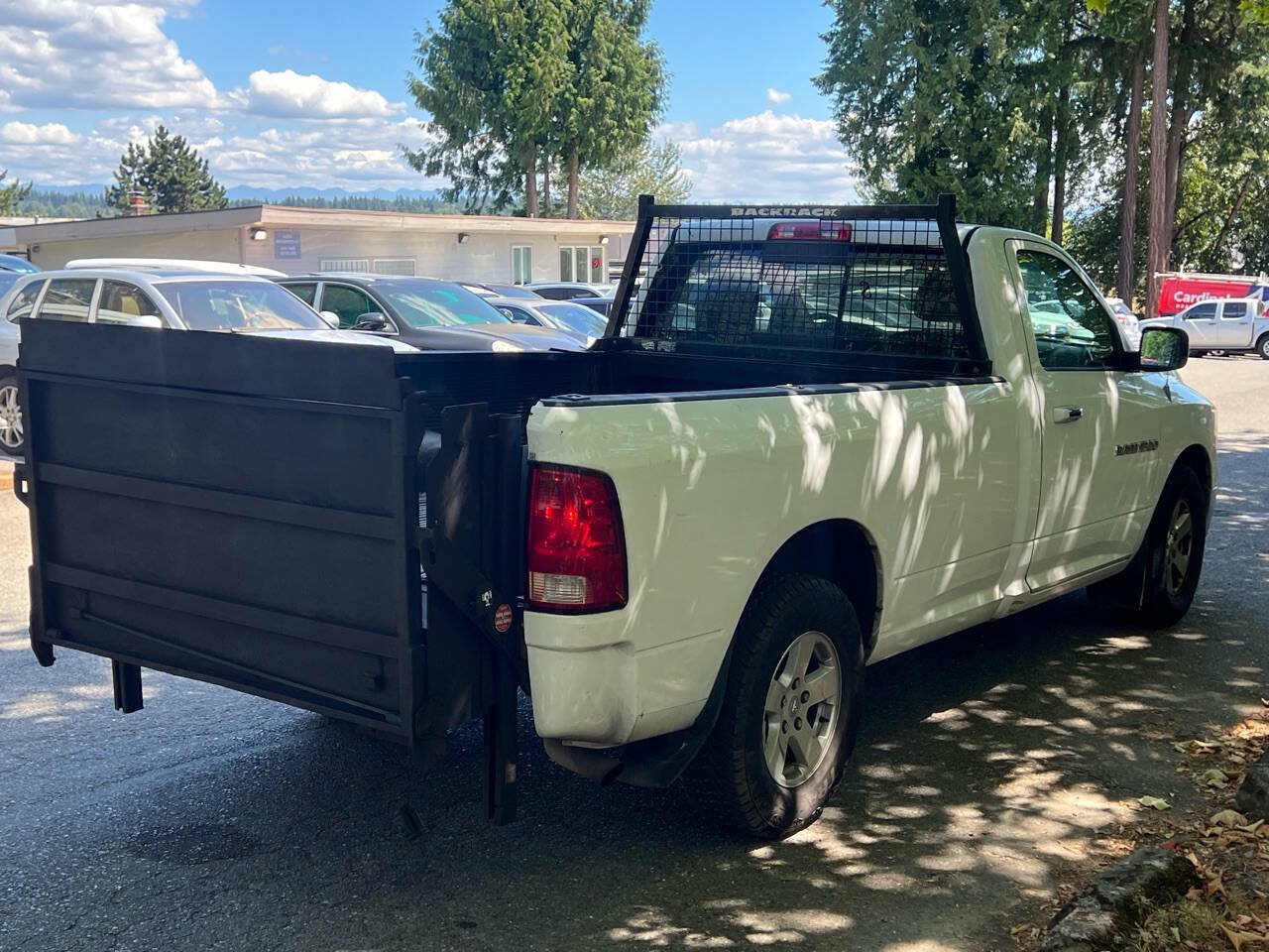 Used 2011 RAM 1500 Classic SLT RWD image 5