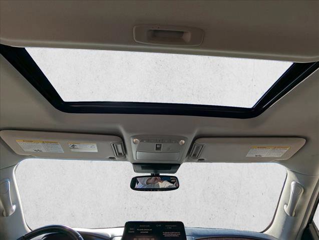 Used 2022 Nissan Armada SL w/ Captain's Chairs Package image 17