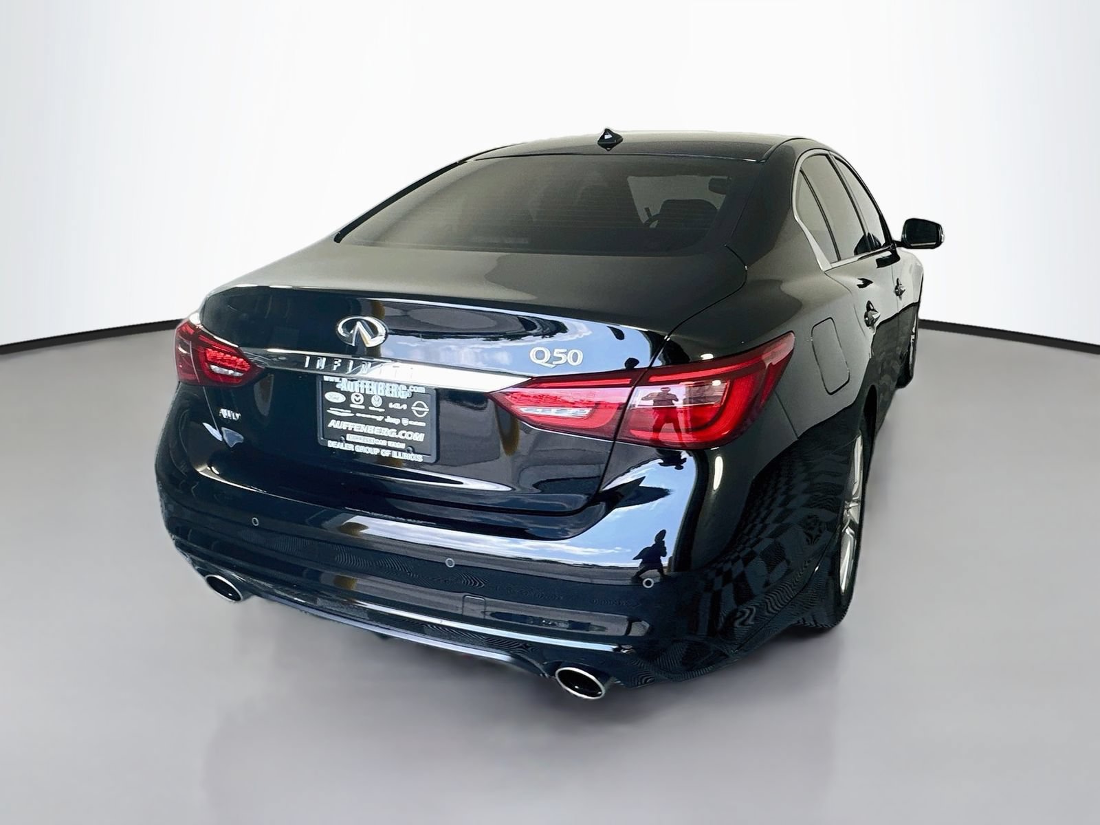 Used 2022 INFINITI Q50 Luxe w/ Cargo Package AWD/4WD image 7