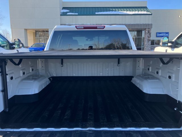 Used 2024 GMC Sierra 1500 SLT image 4
