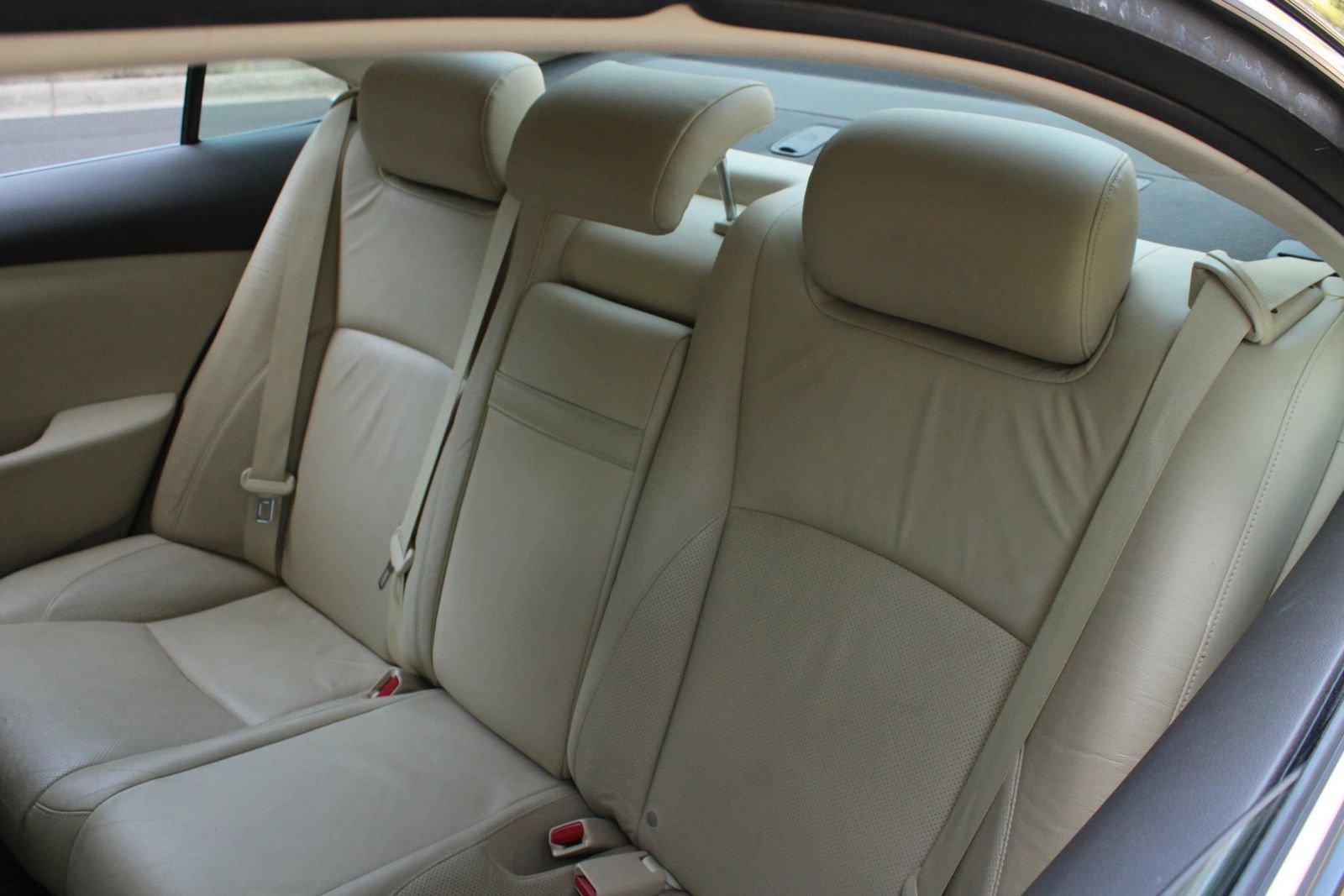Used 2010 Lexus ES 350 FWD image 18