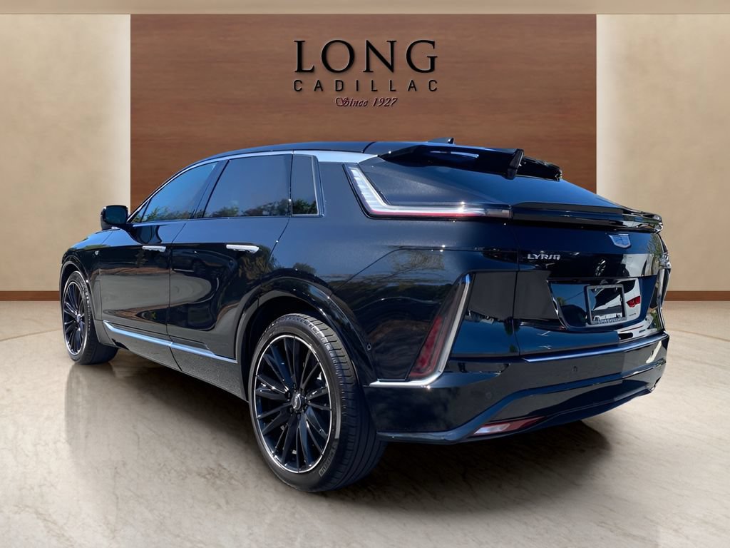 Used 2024 Cadillac Lyriq Tech w/ Driver Assist Package AWD/4WD image 3