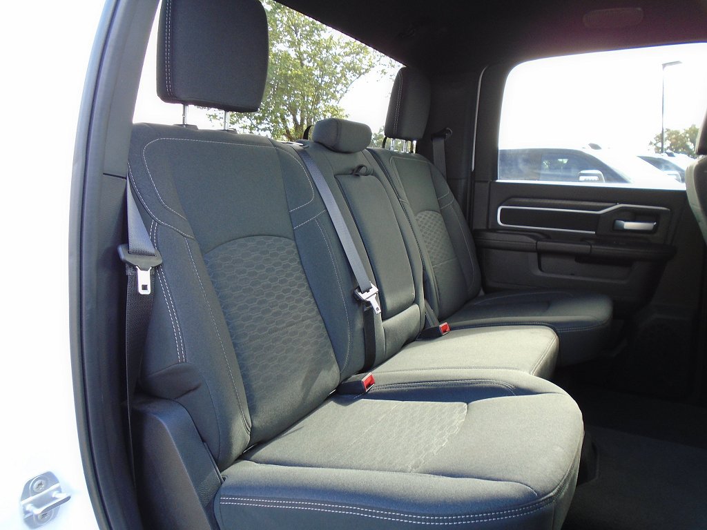 Certified 2025 RAM 2500 Big Horn AWD/4WD image 10