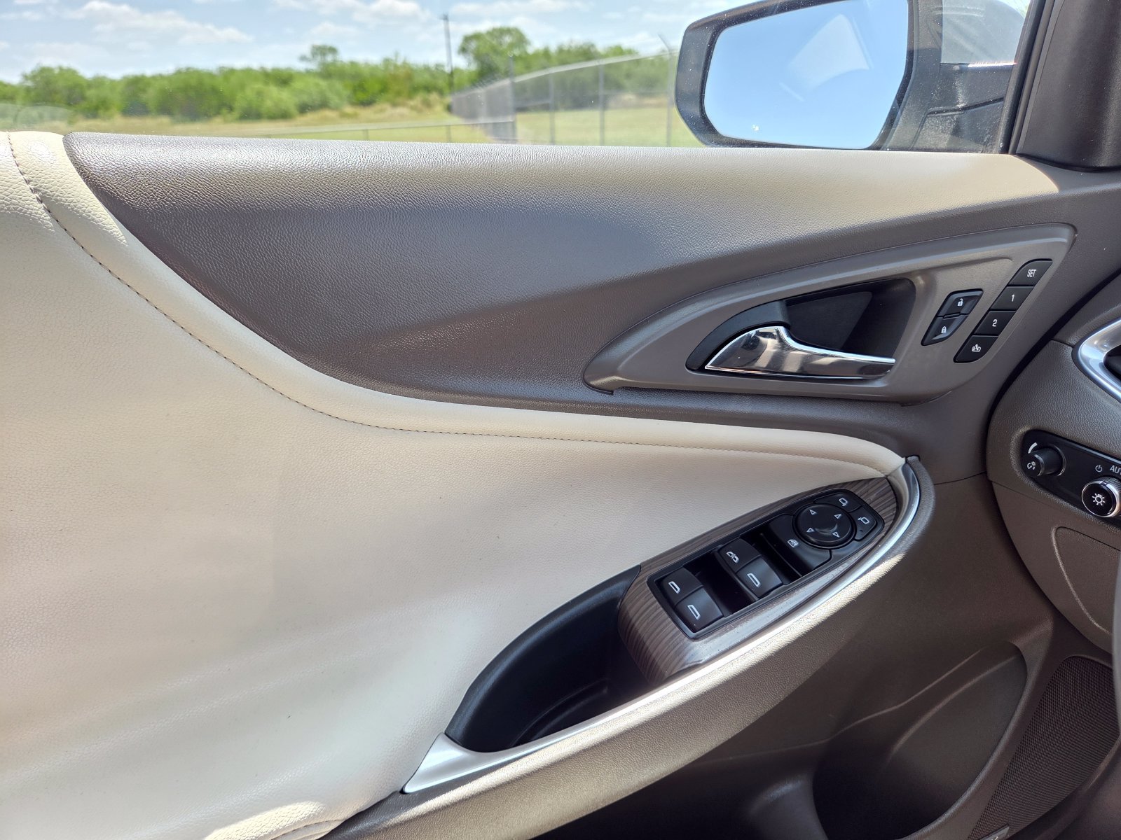 Used 2024 Chevrolet Malibu LT FWD image 41