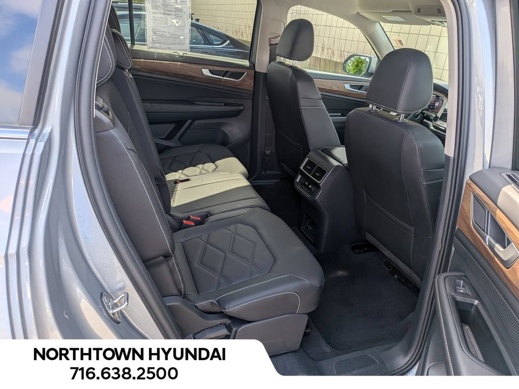Used 2026 Volkswagen Atlas SE AWD/4WD image 35