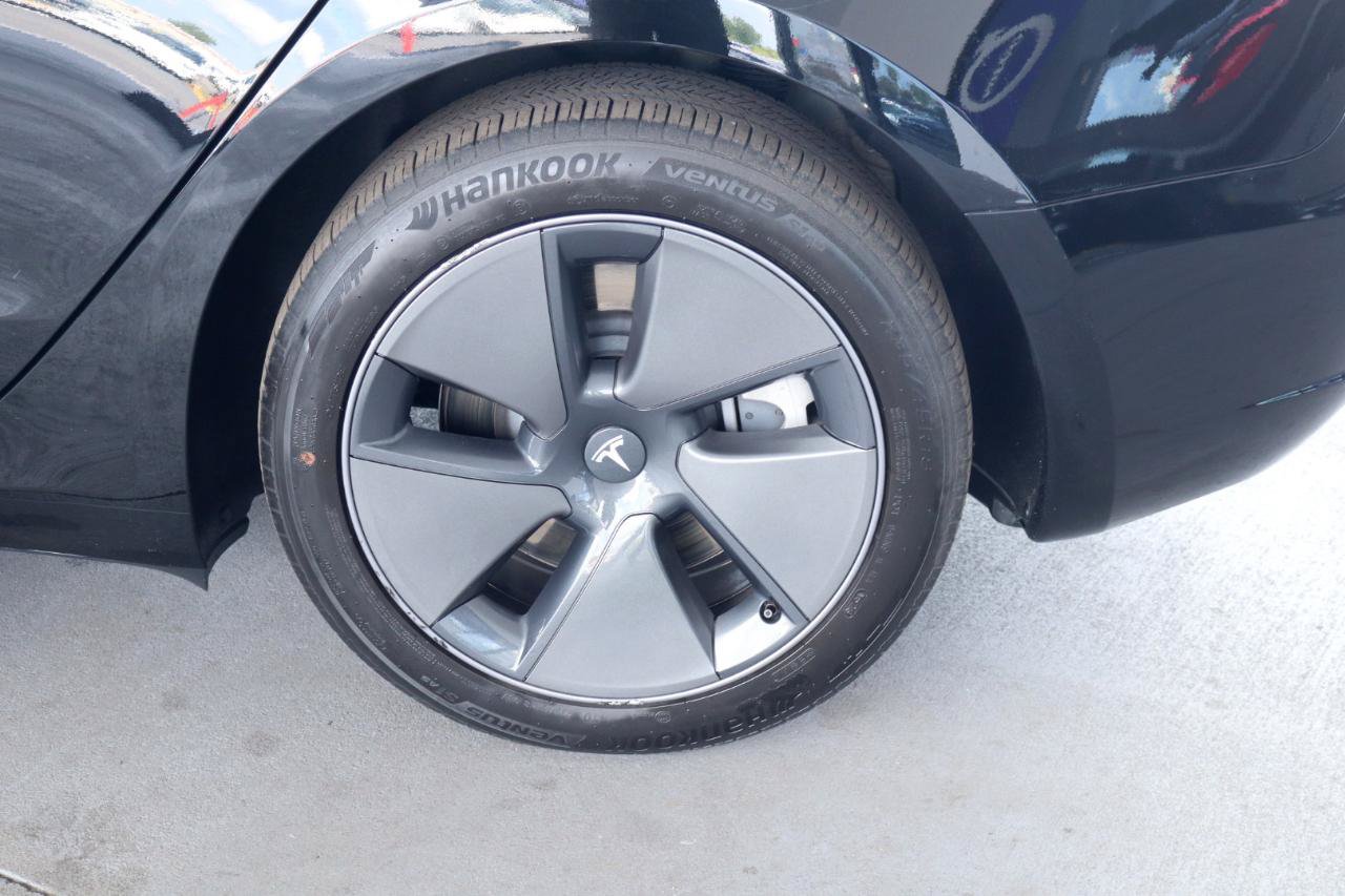 Used 2023 Tesla Model 3 Standard Range RWD image 11