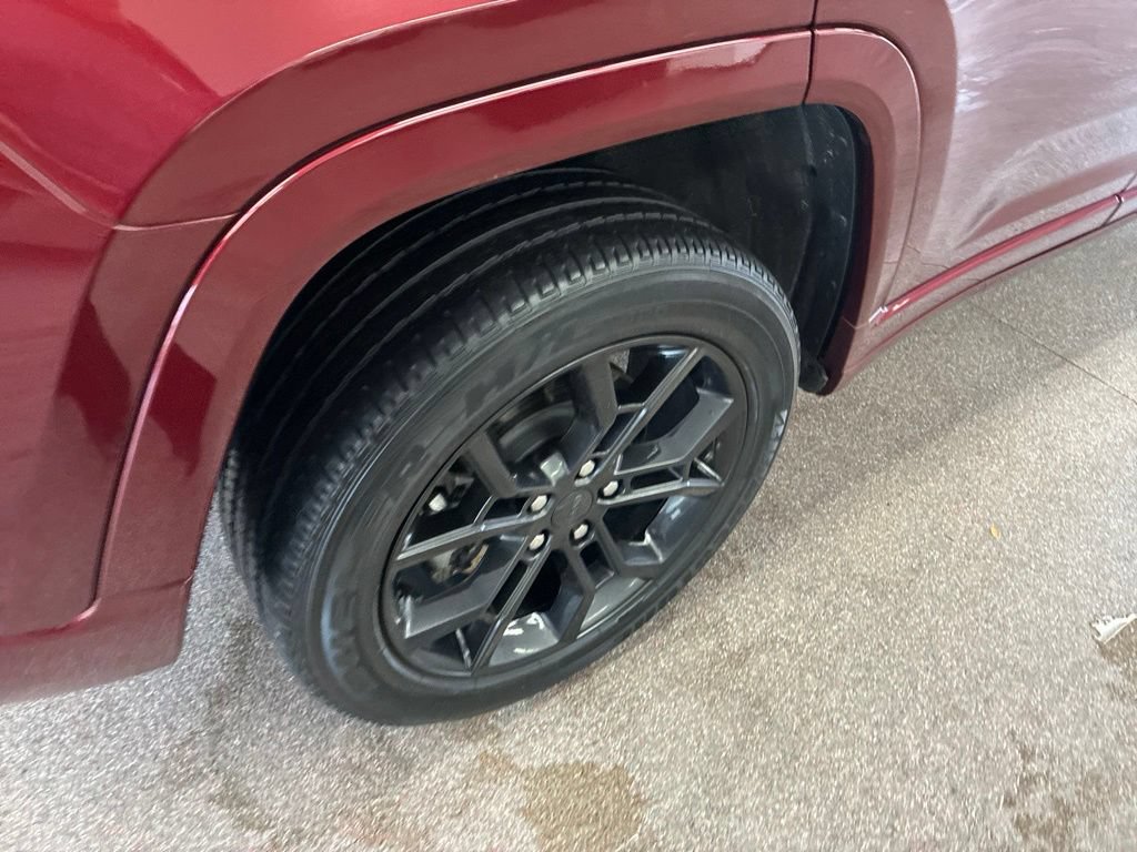 Certified 2023 Jeep Grand Cherokee 30th Anniversary AWD/4WD image 27