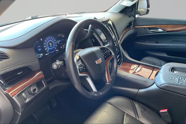 Used 2016 Cadillac Escalade 2WD image 12