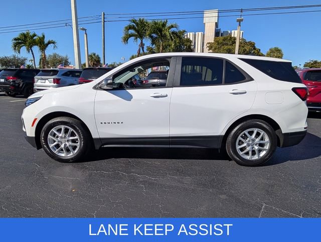 Used 2024 Chevrolet Equinox LS w/ LS Convenience Package image 4