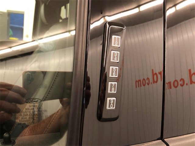 Used 2023 Ford F250 Lariat w/ Camper Package image 14