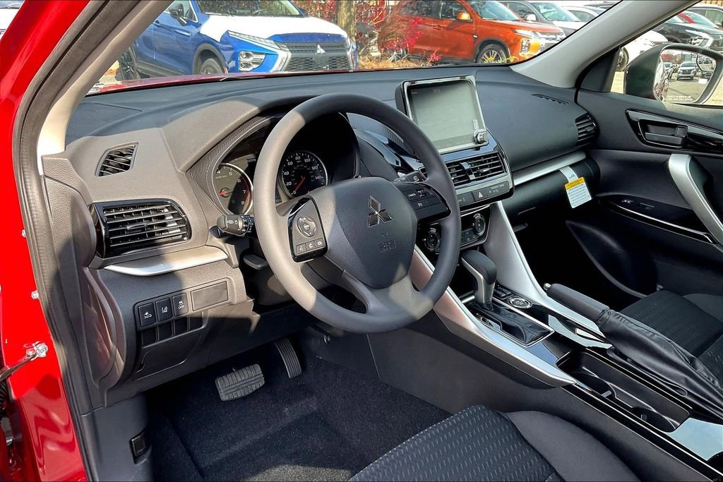 New 2026 Mitsubishi Eclipse Cross LE image 6