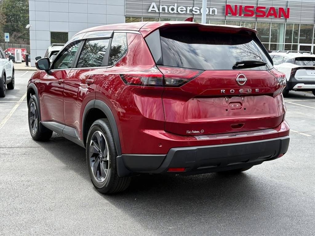 Certified 2025 Nissan Rogue SV image 6