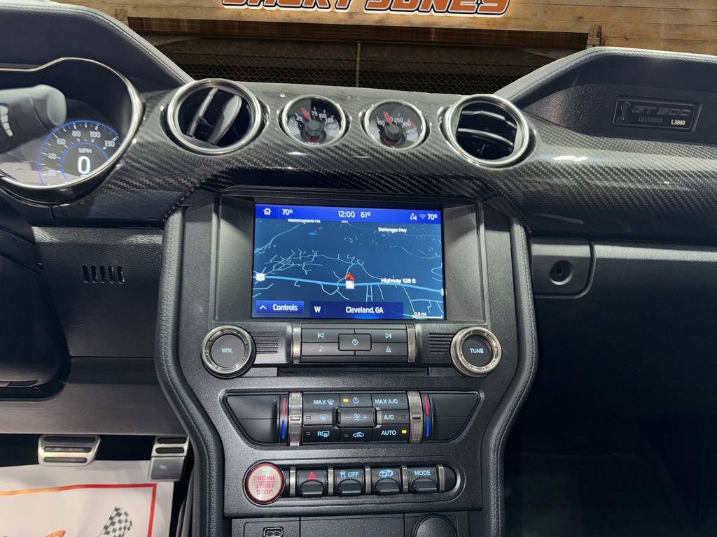 Used 2020 Ford Mustang Shelby GT500 w/ Carbon Fiber Track Pack image 30