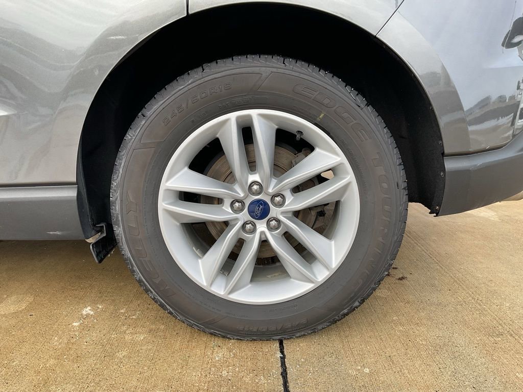 Used 2016 Ford Edge SEL w/ Equipment Group 201A image 6