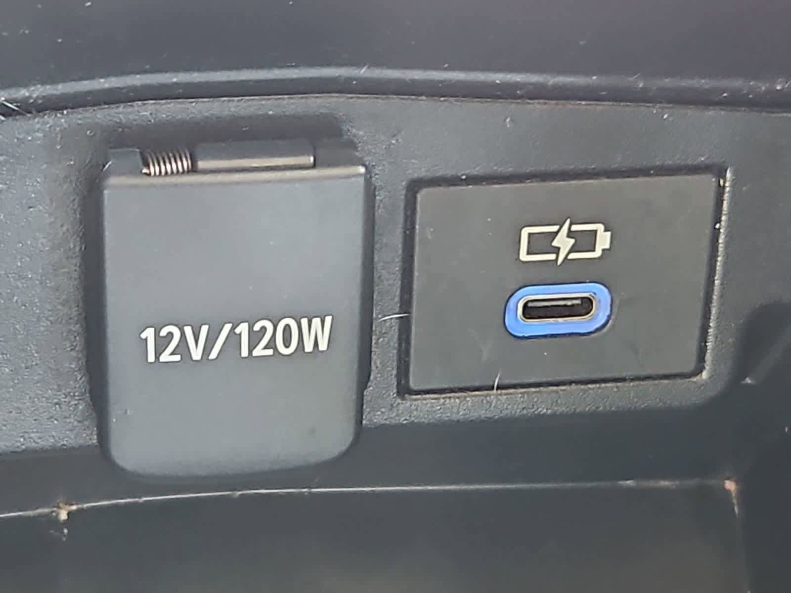 Used 2022 Toyota Corolla LE FWD image 30