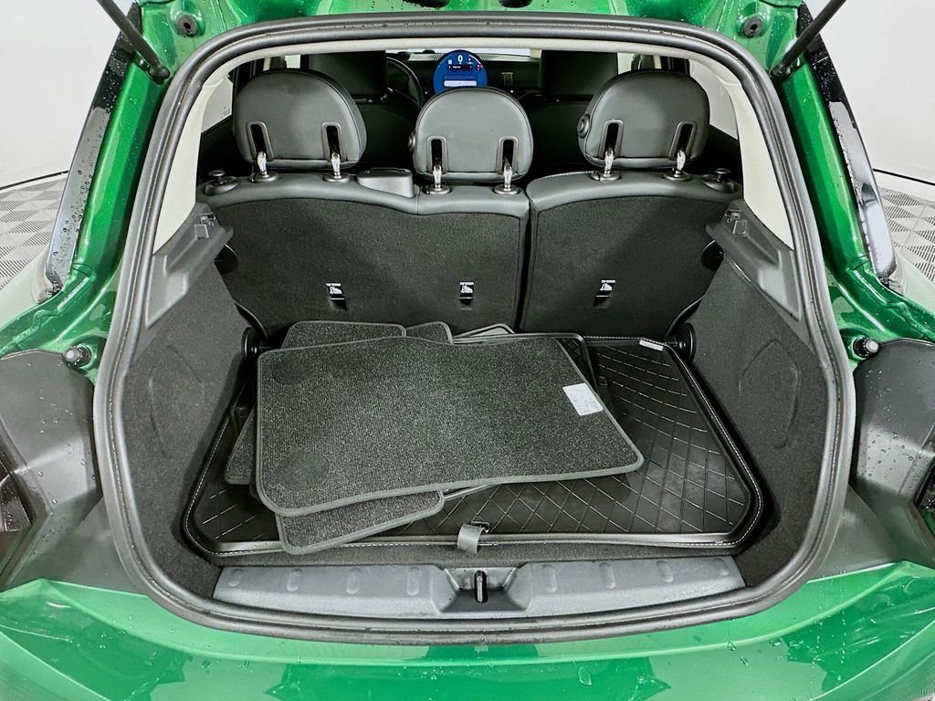 Certified 2025 MINI Cooper 4-Door Hardtop FWD image 25