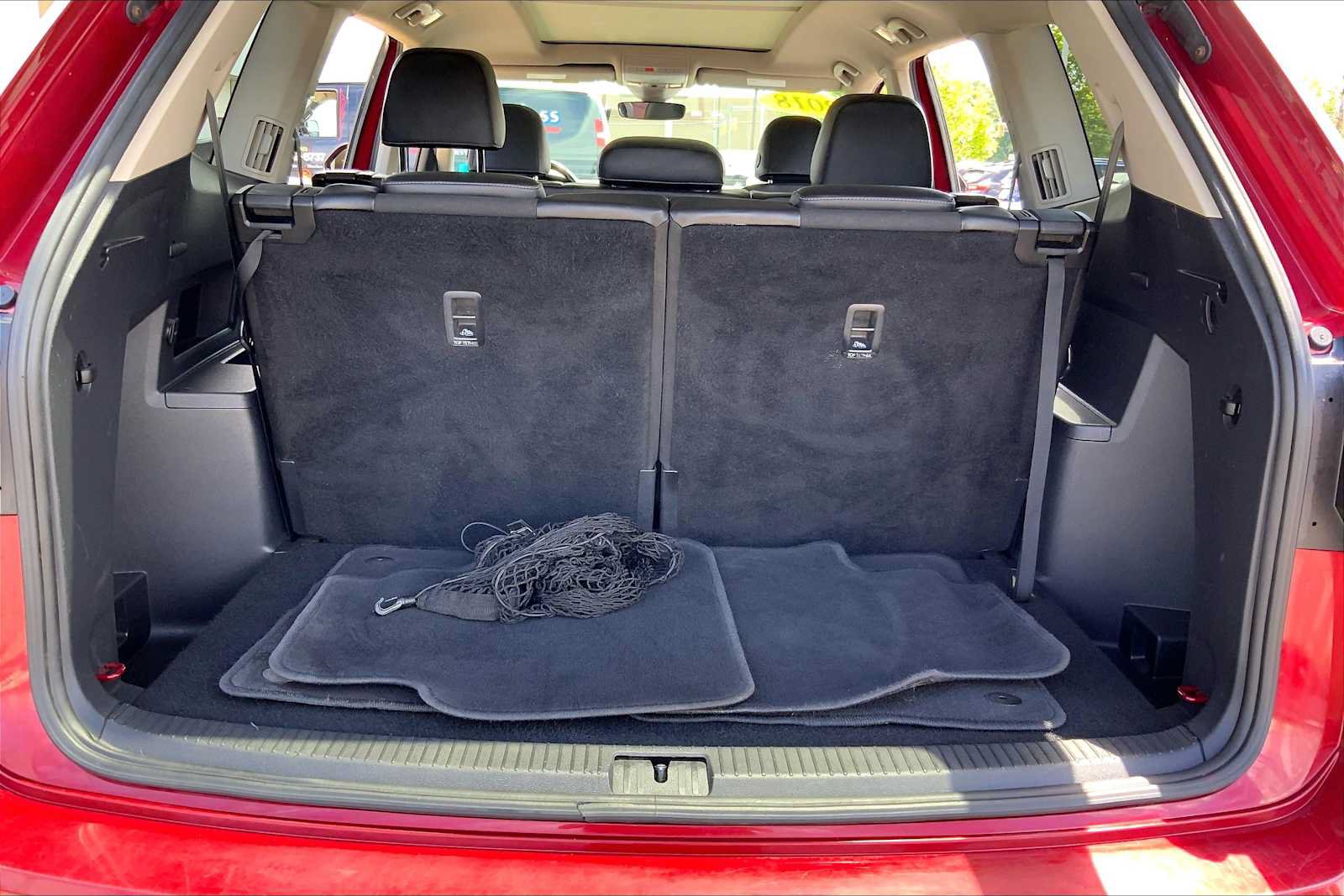 Used 2018 Volkswagen Atlas SEL AWD/4WD image 35