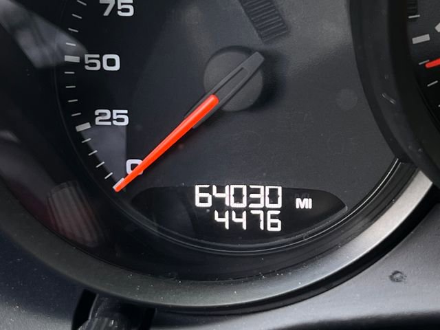 Used 2016 Porsche Cayman image 18