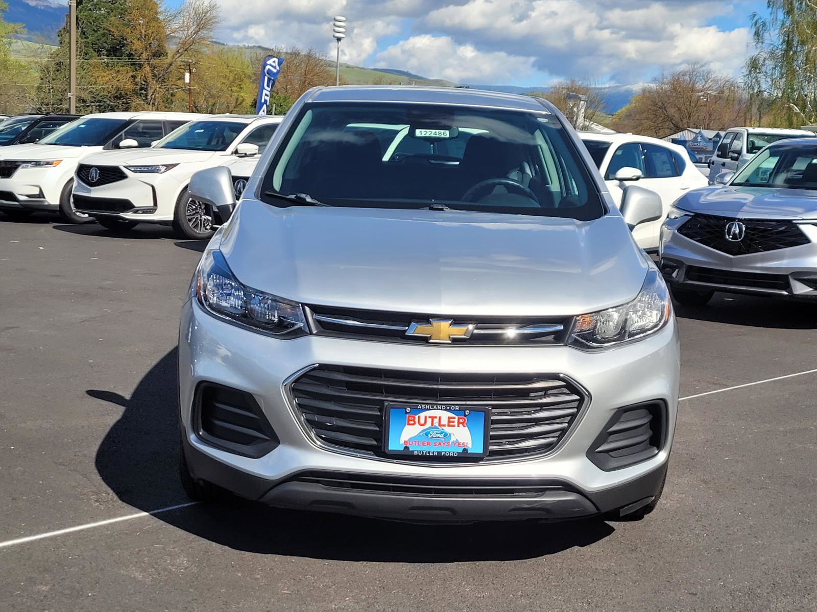 Used 2017 Chevrolet Trax LS image 2