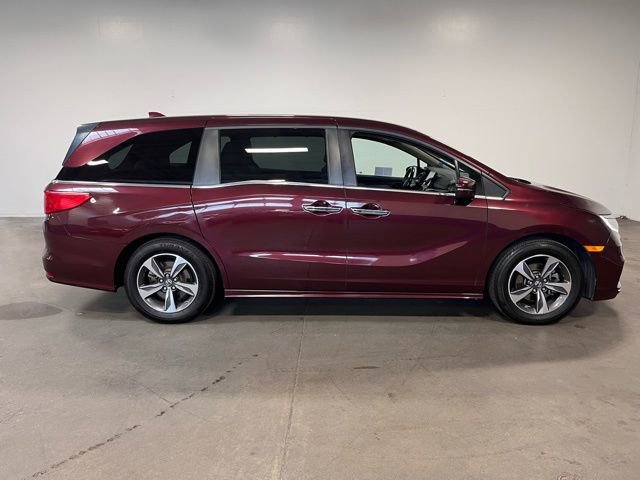 Used 2018 Honda Odyssey Touring image 3