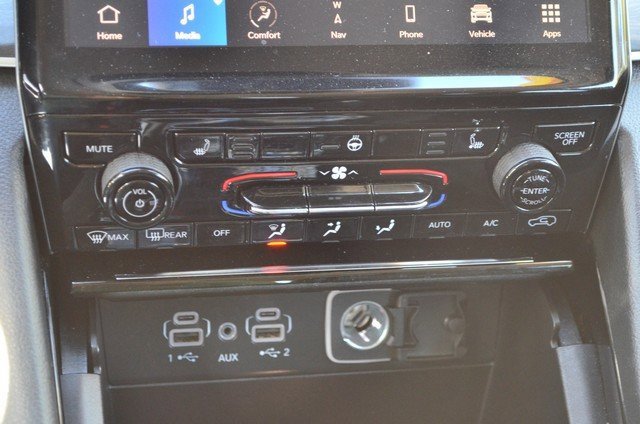 Used 2023 Jeep Grand Cherokee Limited image 27