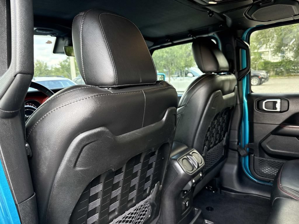 Used 2020 Jeep Wrangler Unlimited Rubicon AWD/4WD image 16