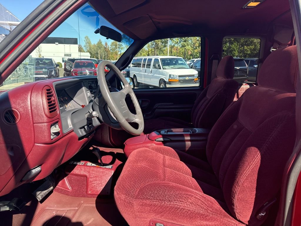 Used 1995 Chevrolet Silverado 1500 4x4 Extended Cab image 9